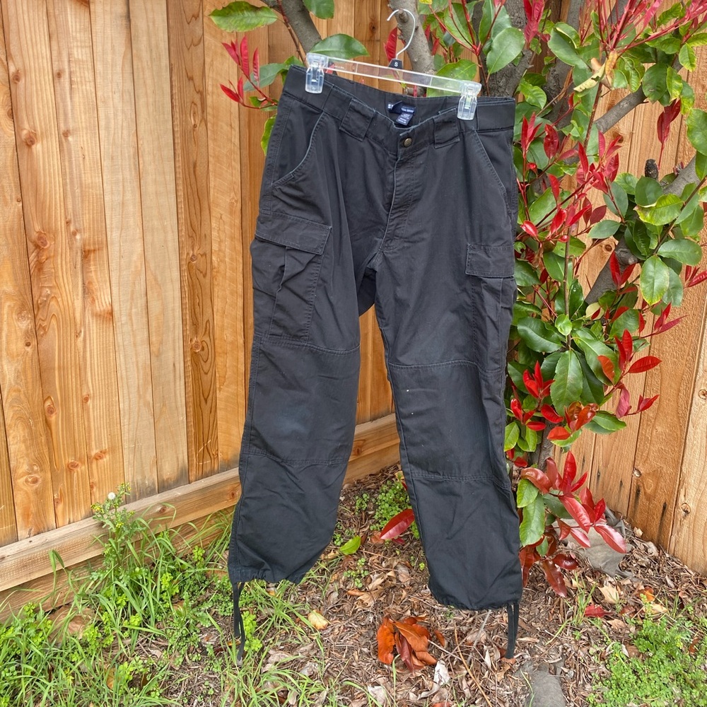 511 black cargo pants